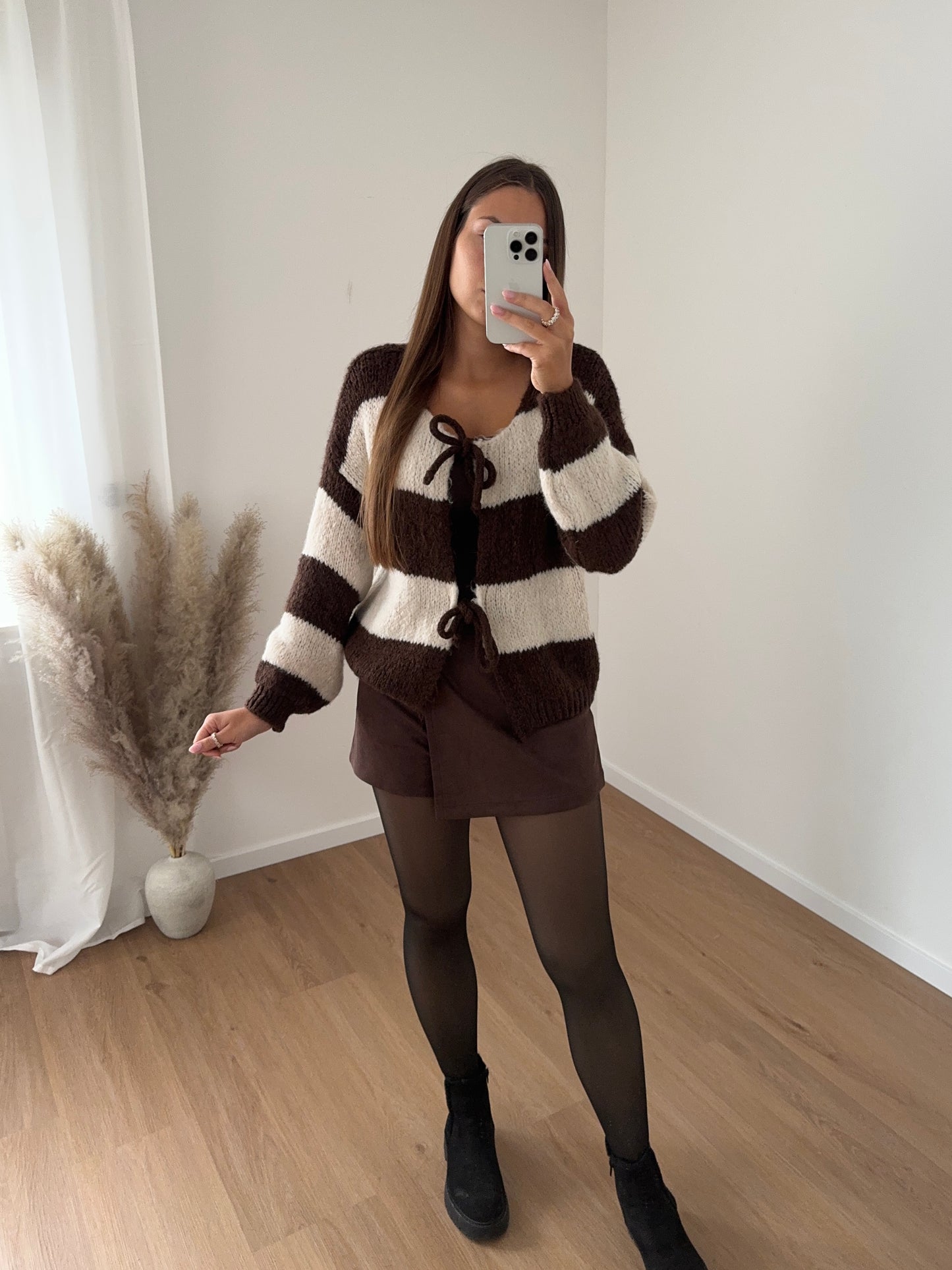 ELISA STRICKJACKE