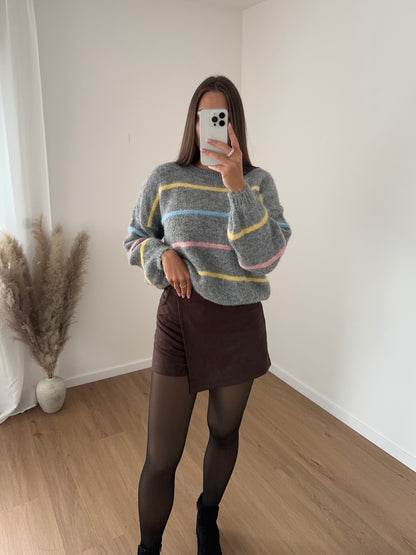 AMIRA PULLOVER